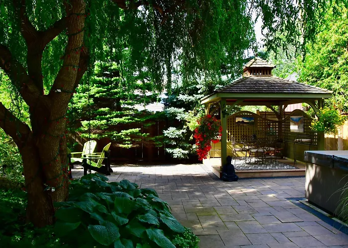 Explorer House Bed & Breakfast Niagara-on-the-Lake